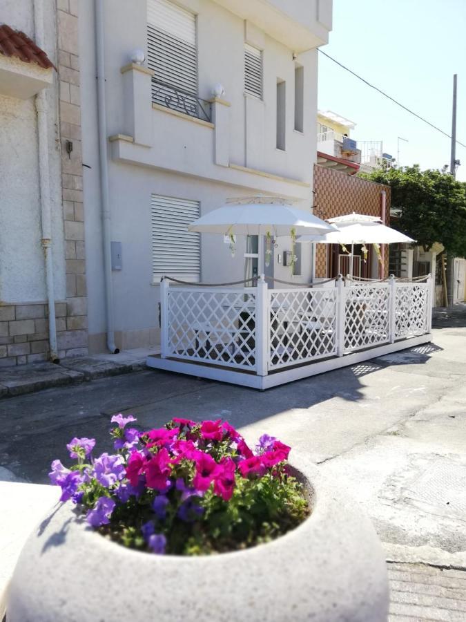 Dimore Di Mare San Pietro Vernotico Exteriör bild